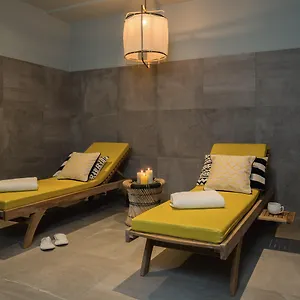 Bob 4* Paris