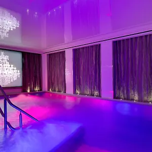 La Haussmann 4* Paris